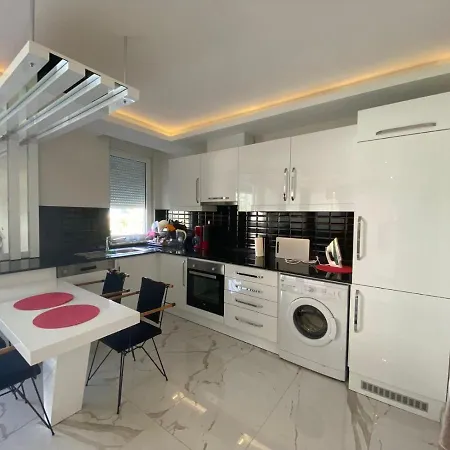 아파트 Luxuzni Apartman U 20m Od Mora