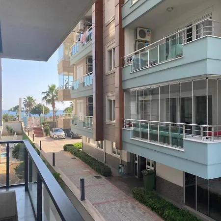 Luxuzni Apartman U 20m Od Mora Διαμέρισμα *