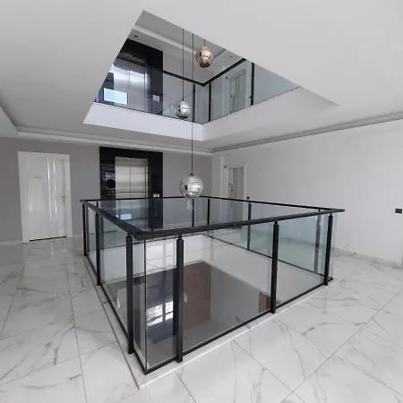 Διαμέρισμα Luxuzni Apartman U 20m Od Mora