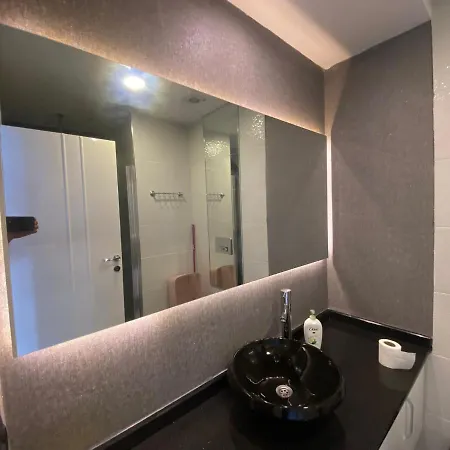 Διαμέρισμα Luxuzni Apartman U 20m Od Mora Αλάνια