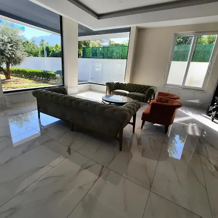 Luxuzni Apartman U 20m Od Mora אלאניה
